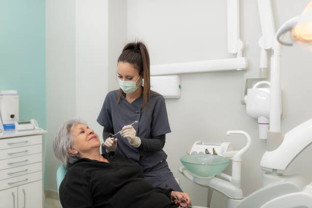Best Emergency Cosmetic Dentistry (e.g., broken veneers) in Dixmoor, IL